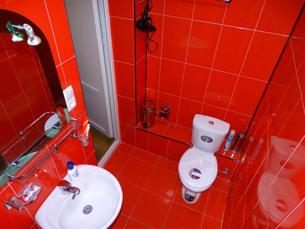 Hotel Sano Kutaisi Quarto foto