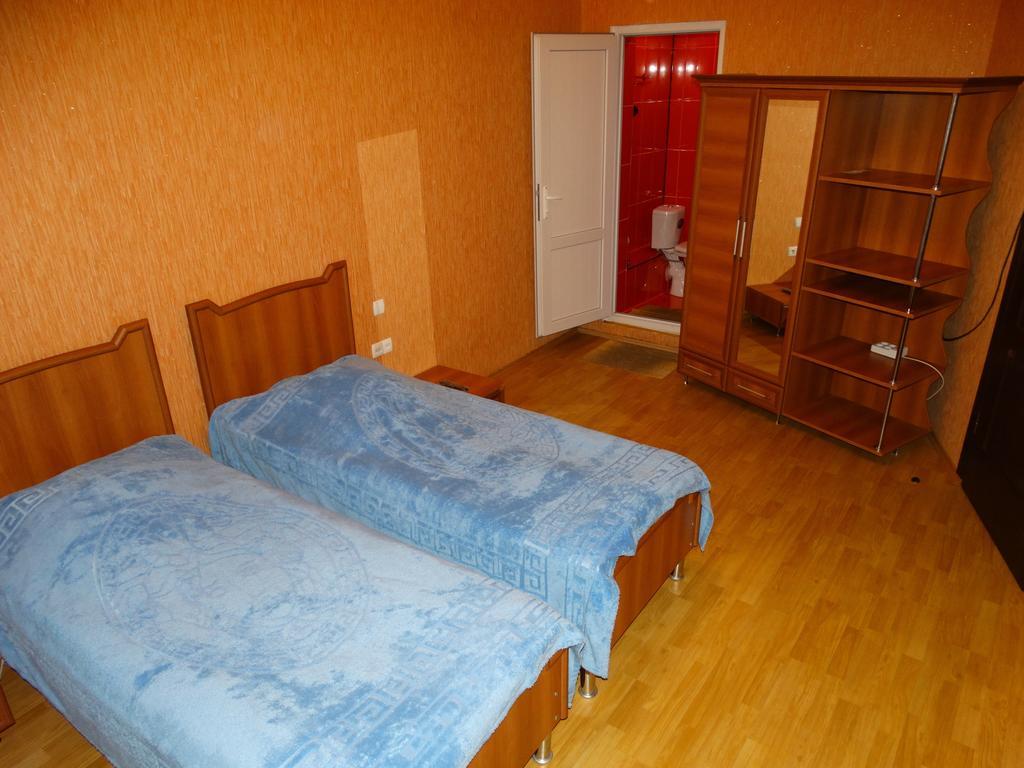 Hotel Sano Kutaisi Quarto foto