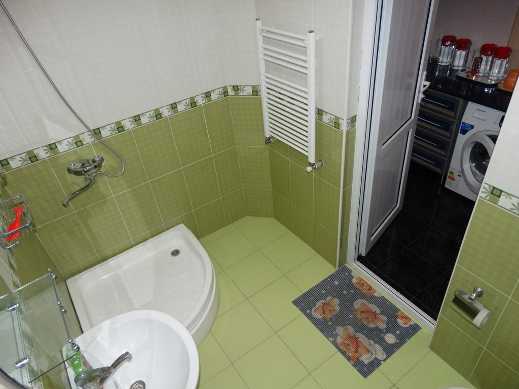 Hotel Sano Kutaisi Quarto foto